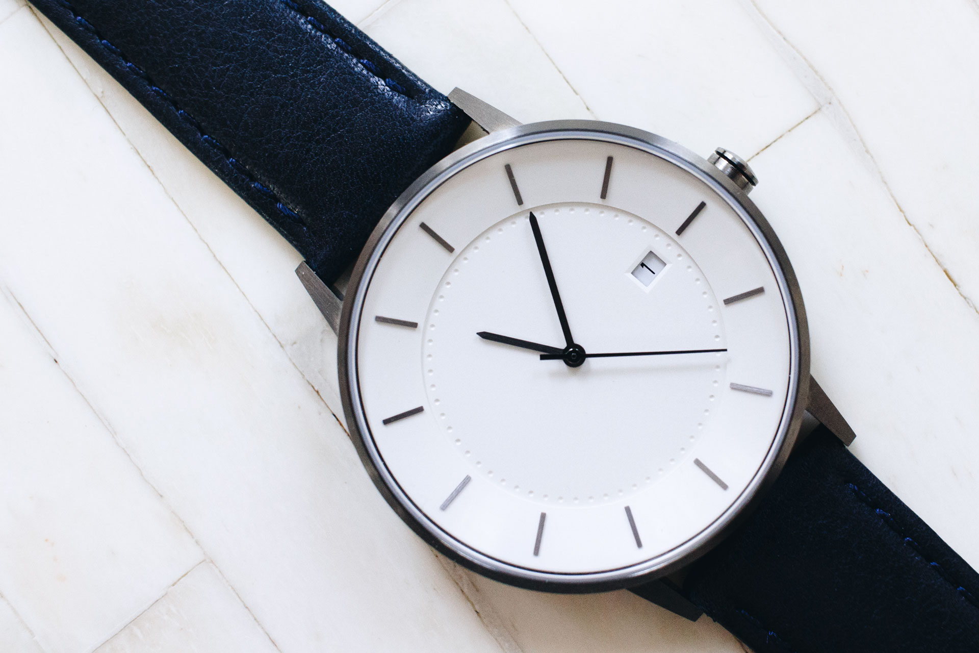 Linjer Classic with Blue Strap